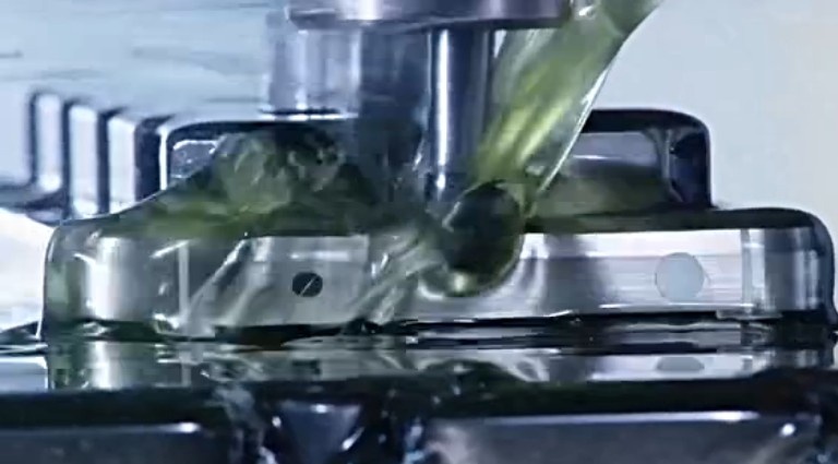 小米4、魅族MX4手機(jī)外殼加工用的是什么切削液？